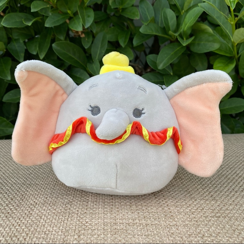 DISNEY Squishmallow DUMBO 5” NWT